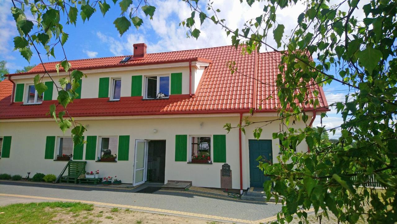Vila Daniel Owo Lipusz Exteriér fotografie