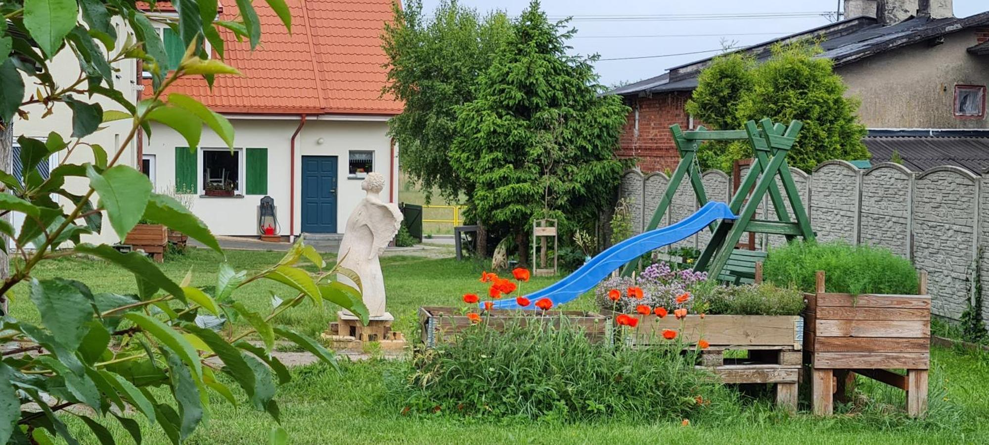 Vila Daniel Owo Lipusz Exteriér fotografie