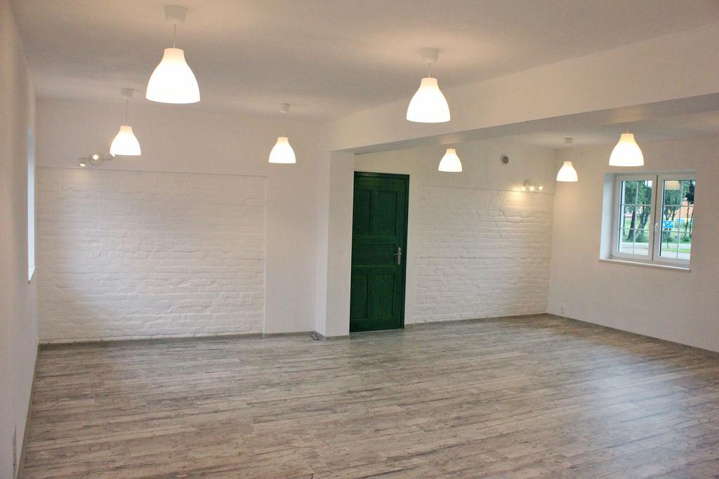 Vila Daniel Owo Lipusz Exteriér fotografie